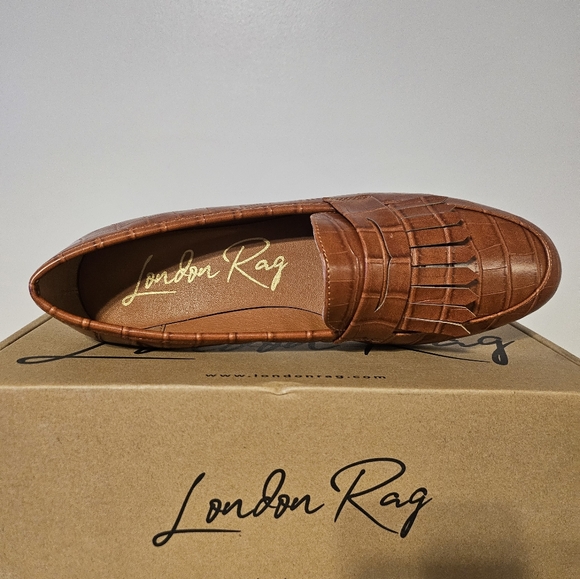 London Rag Shoes - London Rag Pecker Tan Loafers/NIB/10